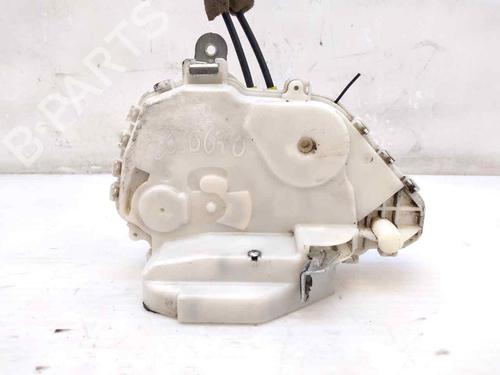 Used Front right lock HONDA CIVIC VIII Hatchback (FN, FK) 2.2 CTDi (FK3) (140 hp) 7982071