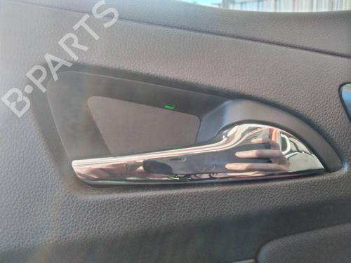 Højre bagtil invendig håndtag OPEL MERIVA B MPV (S10) 1.3 CDTI (75) (75 hp) 9072090