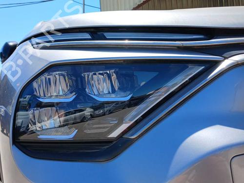 Used Right headlight Right headlight CITROËN C4 III (BA_, BB_, BC_) 1.5 BlueHDi 130 (BBYHZB) (131 hp) 36645100 36645100