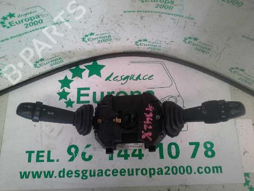 Used Headlight switch Headlight switch FIAT STILO (192_) 1.9 D Multijet (100 hp) 1355125 1355125