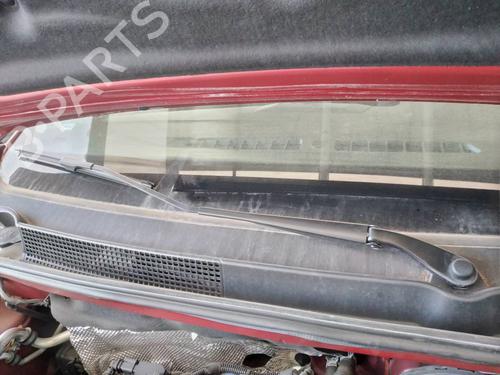 Used Front windshield wiper arm DACIA SANDERO III [2021-2025]  12455074