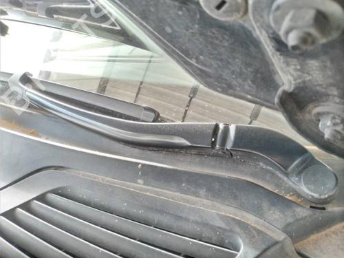 front-wipers-mechanism-porsche-cayenne-9pa-32-2002-2003-2004-2005-2006-2007-2008-2009-2010-15879799 main image