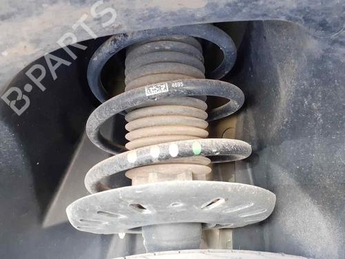 Used Right front shock absorber Right front shock absorber 26143387 26143387