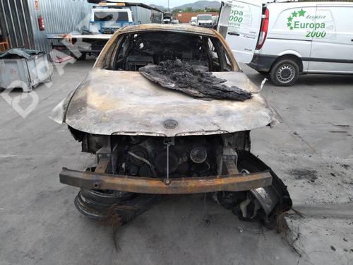 BMW 3 (E90)    889255