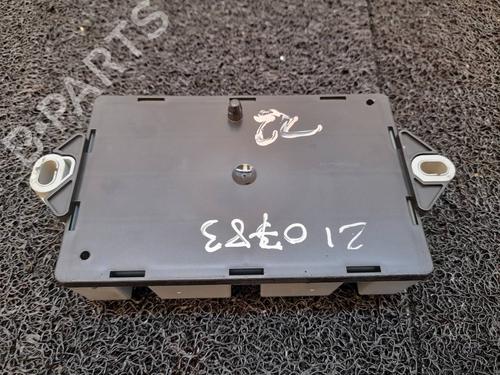 Fuse box JAGUAR XE (X760) 2.0 D | BP8058151E1
