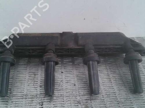 Used Ignition coil PEUGEOT 206 Saloon 1.4 (75 hp) 2129154
