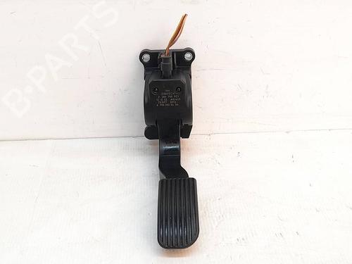 Pedal Pedal MERCEDES-BENZ SPRINTER 4,6-t Platform/Chassis (B906) 413 CDI (906.153, 906.155, 906.253, 906.255) (129 hp) 25302262 25302262