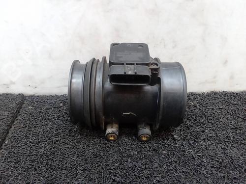 Used Mass air flow sensor VOLVO V70 II (285) 2.4 (140 hp) 7351943