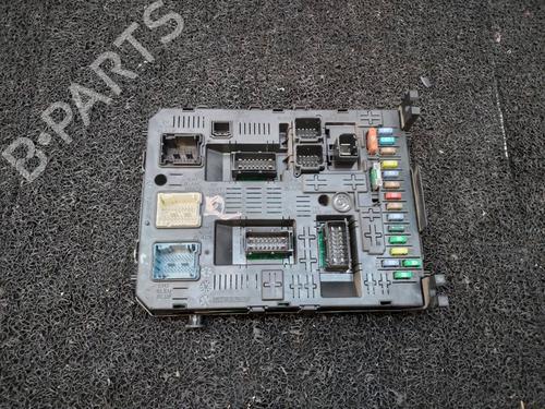Used Fuse box Fuse box CITROËN C4 I (LC_) [2004-2014] 10697153 10697153