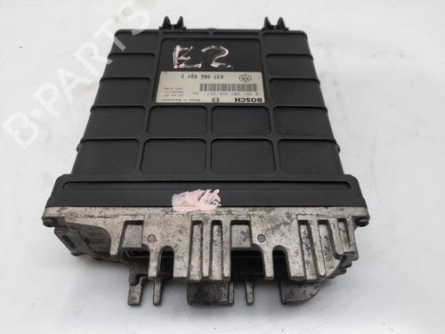 Used Engine control unit (ECU) VW GOLF III (1H1) [1989-1998]  2954397