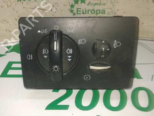 Used Headlight switch FORD FOCUS C-MAX (DM2) [2003-2007]  1355896