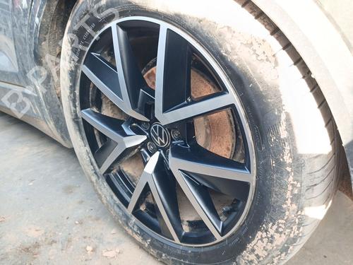 flk-vw-touareg-cr7-rc8-2017-36987792 main image