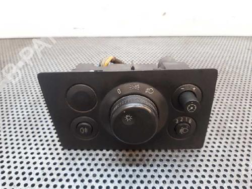 Used Headlight switch OPEL ZAFIRA / ZAFIRA FAMILY B (A05) 1.9 CDTI (M75) (150 hp) 3157067