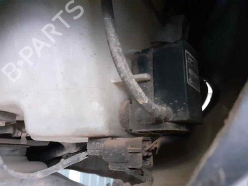 Used Washer pump HYUNDAI SANTA FÉ II (CM) 2.2 CRDi GLS (150 hp) 24650456