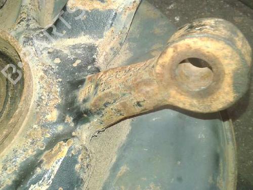 Right front steering knuckle NISSAN TERRANO II (R20) 2.7 TDi 4WD | BP587900M26 