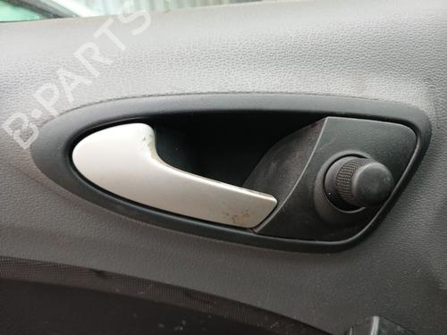 Venstre fortil invendig håndtag Venstre fortil invendig håndtag SEAT IBIZA IV (6J5, 6P1) 1.4 (85 hp) 36385233 36385233