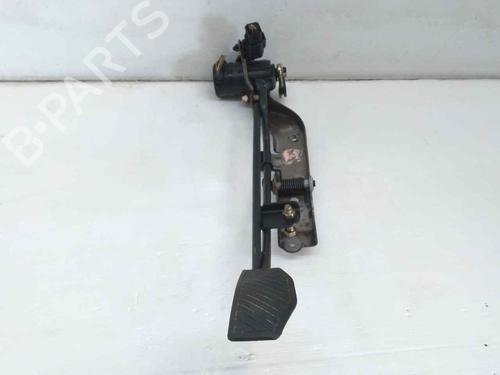 Used Pedal KIA CARENS II MPV (FJ) 2.0 CRDi (140 hp) 24878285