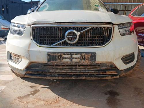 Used Front bumper Front bumper VOLVO XC40 (536) T3 (156 hp) 40625109 40625109