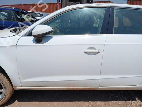 Used Left front door Left front door 37694517 37694517