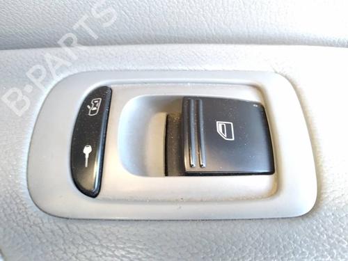 Used Right rear window switch Right rear window switch PORSCHE CAYENNE (9PA) [2002-2010] 15905485 15905485