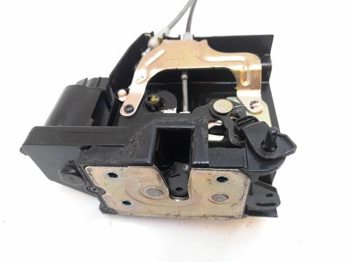 Rear left lock SSANGYONG KYRON 2.0 Xdi | BP6146827C100 