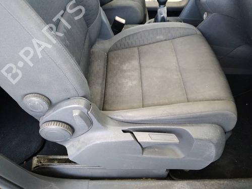 Right front seat VW TOURAN (1T1, 1T2) 1.9 TDI | BP8325285C16 