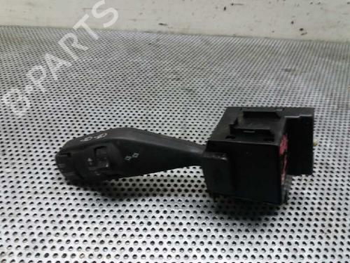 forlygtekontakt-ford-focus-c-max-dm2-2003-2004-2005-2006-2007-1355891 main image