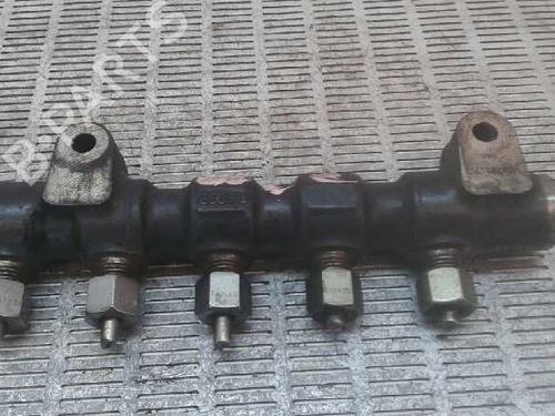 Used Injection rail Injection rail 1593721 1593721