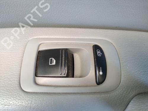 Used Left rear window switch Left rear window switch PORSCHE CAYENNE (9PA) [2002-2010] 15905486 15905486