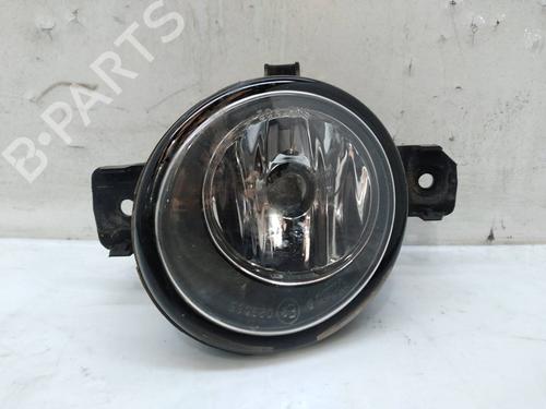 Used Right front fog light Right front fog light 11681500 11681500
