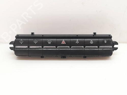 Used Warning switch PEUGEOT 5008 (0U_, 0E_) [2009-2017]  23261964