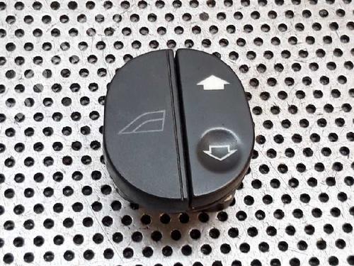 Used Right front window switch Right front window switch 5122750 5122750