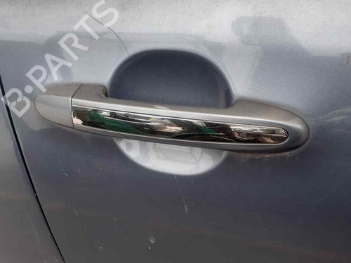 Used Front right exterior door handle HYUNDAI SANTA FÉ II (CM) 2.2 CRDi GLS (150 hp) 23891729
