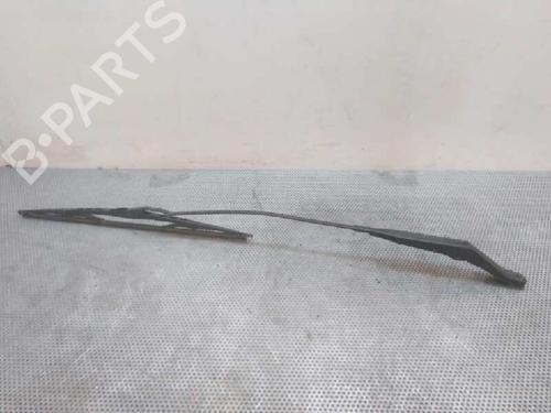 Used Front windshield wiper arm Front windshield wiper arm 3649250 3649250