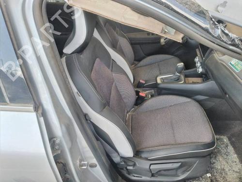 Used Right front seat Right front seat RENAULT CAPTUR II (HF_) E-TECH 145 (HFMU) (143 hp) 19688700 19688700