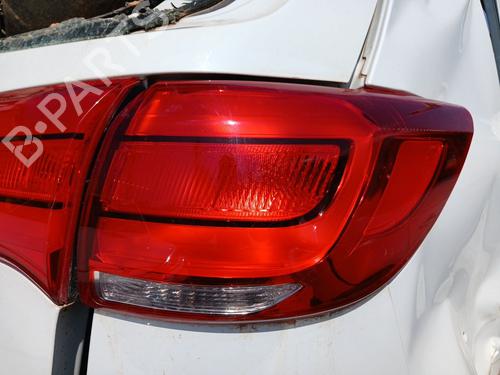 Used Right taillight Right taillight 33400943 33400943