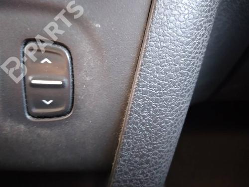 Used Right front window switch Right front window switch DACIA SANDERO II 1.5 dCi 75 / Blue dCi 75 (B8JW, B8M4, B8AH, B8M7, B8M6) (75 hp) 8815760 8815760