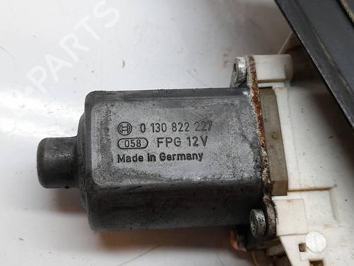 Front right window mechanism BMW 3 (E90) 320 d | BP15379355C23 
