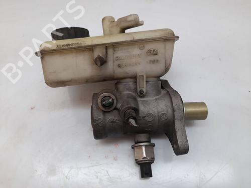 Used Brake master cylinder RENAULT LAGUNA II (BG0/1_) 2.2 dCi (BG0F) (150 hp) 1592294