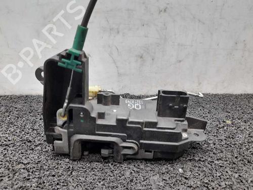 Used Front right lock OPEL ZAFIRA / ZAFIRA FAMILY B (A05) [2005-2019]  4440210