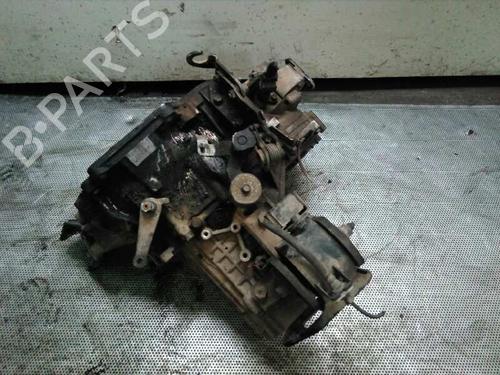 Gearbox HYUNDAI ACCENT II (LC) 1.5 CRDi | BP887825M3 