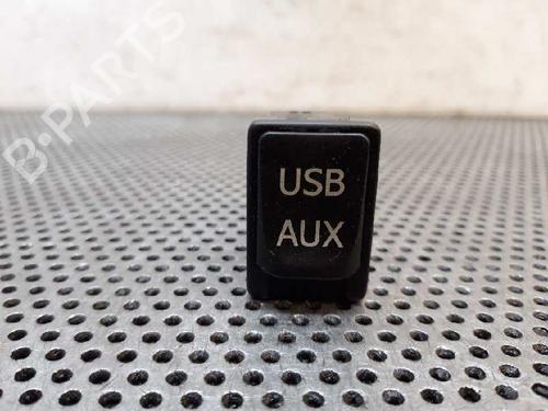 other-toyota-auris-_e15_-fe00950-2006-2007-2008-2009-2010-2011-2012-14037129 main image