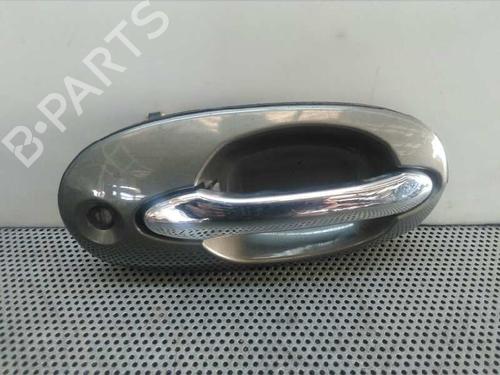 front-right-exterior-door-handle-kia-carnival-ii-gq-29-crdi-1999-2000-2001-2002-2003-2004-2005-2006-2007-2128940 main image