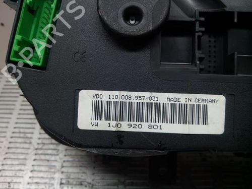 Instrument cluster VW GOLF IV (1J1) 1.4 16V | BP205260C47 
