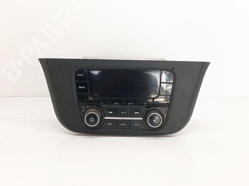 Used Radio Radio IVECO DAILY VI Platform/Chassis 35S18, 55S18, 55C18, 70S18, 70C18 4x4 (180 hp) 33718457 33718457