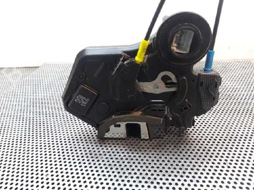 Rear left lock TOYOTA AVENSIS Estate (_T25_) 2.0 D-4D (ADT250_, ADT250R) | BP4885818C100 
