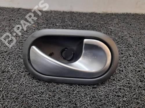 Used Front right interior door handle Front right interior door handle RENAULT SCÉNIC II (JM0/1_) 1.9 dCi (JM0G, JM12, JM1G, JM2C) (120 hp) 7013313 7013313
