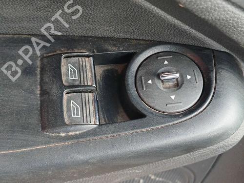 Used Left front window switch Left front window switch FORD FIESTA VI (CB1, CCN) 1.25 (82 hp) 40530920 40530920