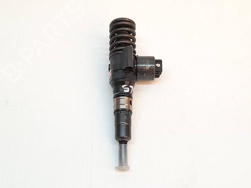 Used Injector Injector AUDI A3 (8P1) 2.0 TDI 16V (140 hp) 26437123 26437123