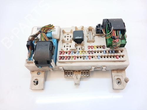 Used Fuse box Fuse box FORD FOCUS II (DA_, HCP, DP) [2004-2013] 2678533 2678533